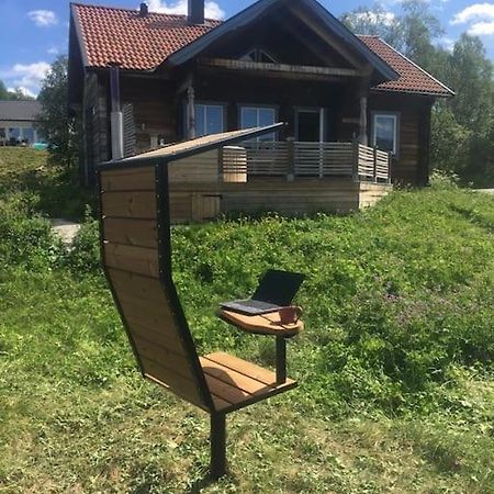 Cabin In Bruksvallarna ภายนอก รูปภาพ